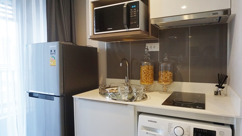 ให้เช่าคอนโด ไอดีโอ โมบิ อโศก พื้นที่ 28 ตร.ม. ห้องสตูดิโอ เช่า 16,000 บ/ด ลดเหลือ 14,000 บ/ด