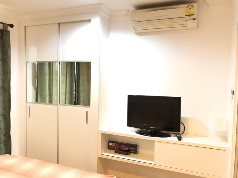 ขายคอนโด ลุมพินี เพลส พระราม 9 พื้นที่ 37 ตร.ม. 1 ห้องนอน ขาย 3.3 ล้านบาท