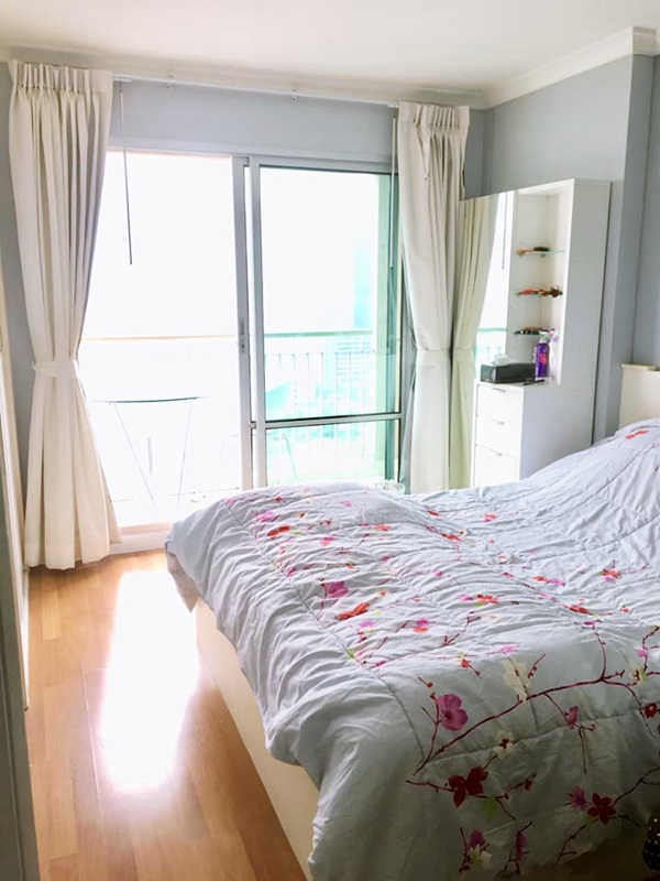 ให้เช่าคอนโด ลุมพินี เพลส พระราม 9 พื้นที่ 38 ตร.ม. 1 ห้องนอน เช่า 15,000 บ/ด