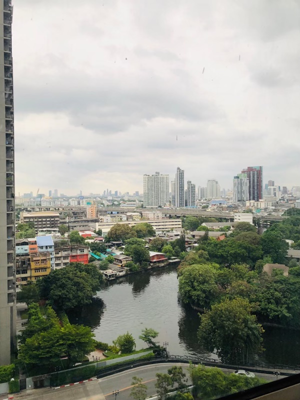 ขายคอนโด เดอะ เบส สุขุมวิท 77 พื้นที่ 32 ตร.ม. 1 ห้องนอน ขาย 3.1 ล้านบาท