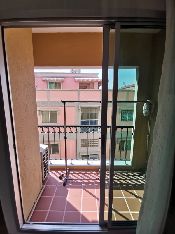 ขาย/ให้เช่าคอนโด เดอะ ซี้ด เตร์เร รัชโยธิน 24 ตรม. ห้องสตูดิโอ เช่า 8,500 บ/ด ขาย 2.3 ล.