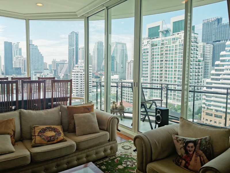 ให้เช่าคอนโด รอย์ช ไพรเวท เรสซิเดนซ์ส พื้นที่ 178 ตรม. 3 ห้องนอน เช่า 150,000 บ/ด