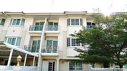 หมู่บ้าน ให้เช่า ทาวน์เฮ้าส์ 3 ชั้น หมู่บ้าน ศุภาลัย วิลล์ หลักสี่-ดอนเมือง พื้นที่ใช้สอย 147 ตรม.