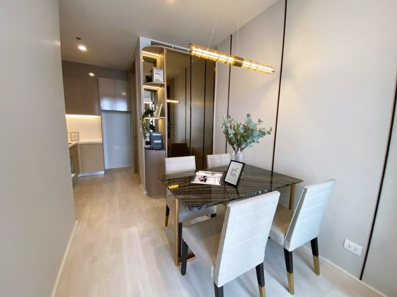 ให้เช่าคอนโด โนเบิล เพลินจิต พื้นที่ 46 ตร.ม. 1 ห้องนอน เช่า 39,000 บ/ด