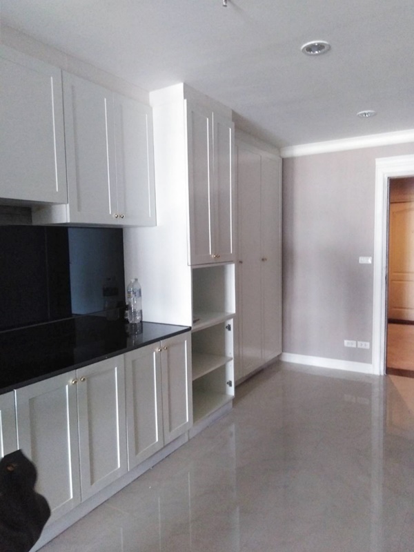 ขายคอนโด สเตท ทาวเวอร์ คอนโดมิเนียม พื้นที่ 120 ตรม. 2 ห้องนอน ขาย 10.99 ล้านบาท