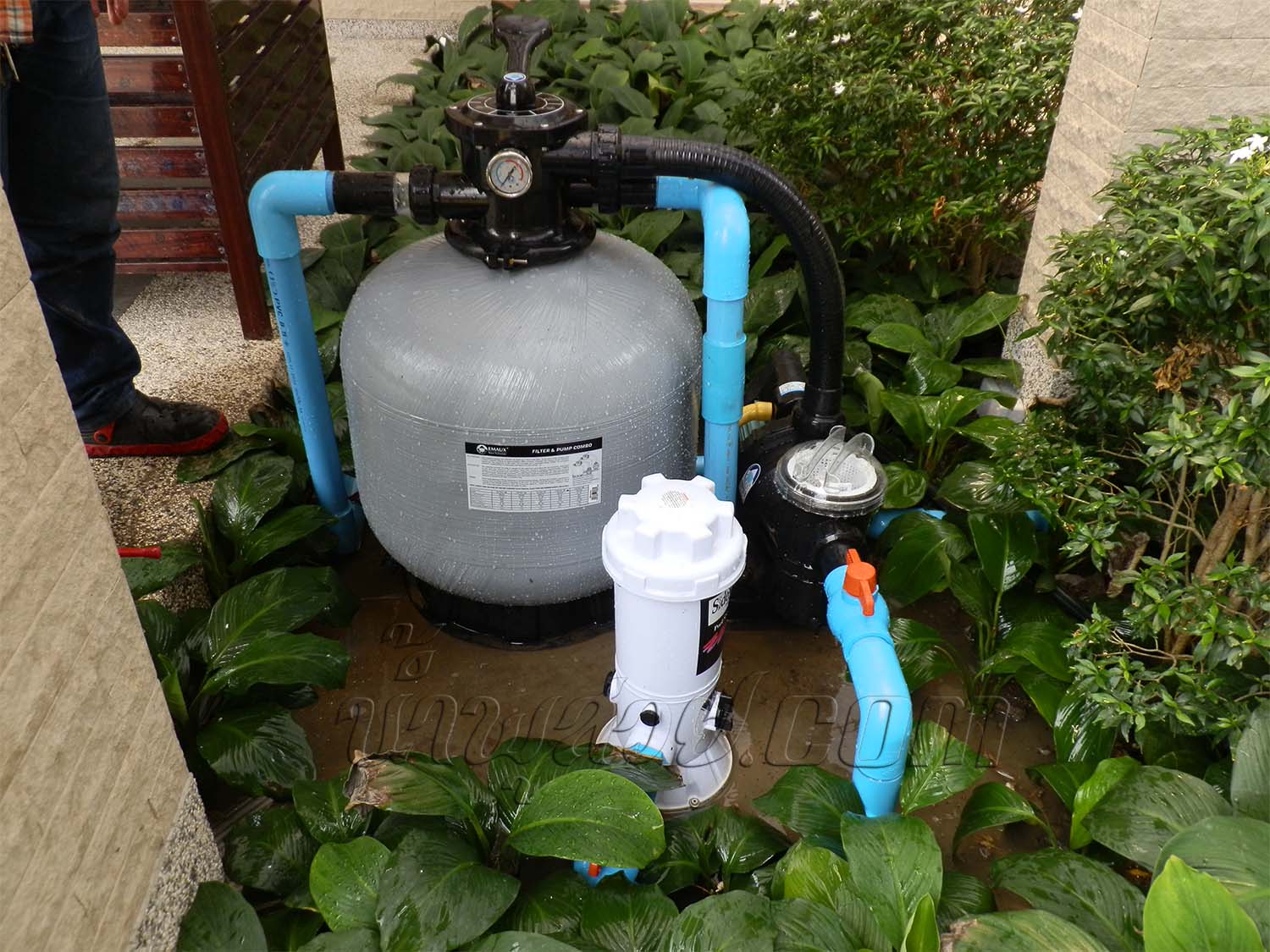 บ่อวงกลม ชุดน้ำพุวง Ring มียอดตรงกลางที่บ้านคุณจิรณี ที่ถ.เลียบคลองภาษีเจริญ