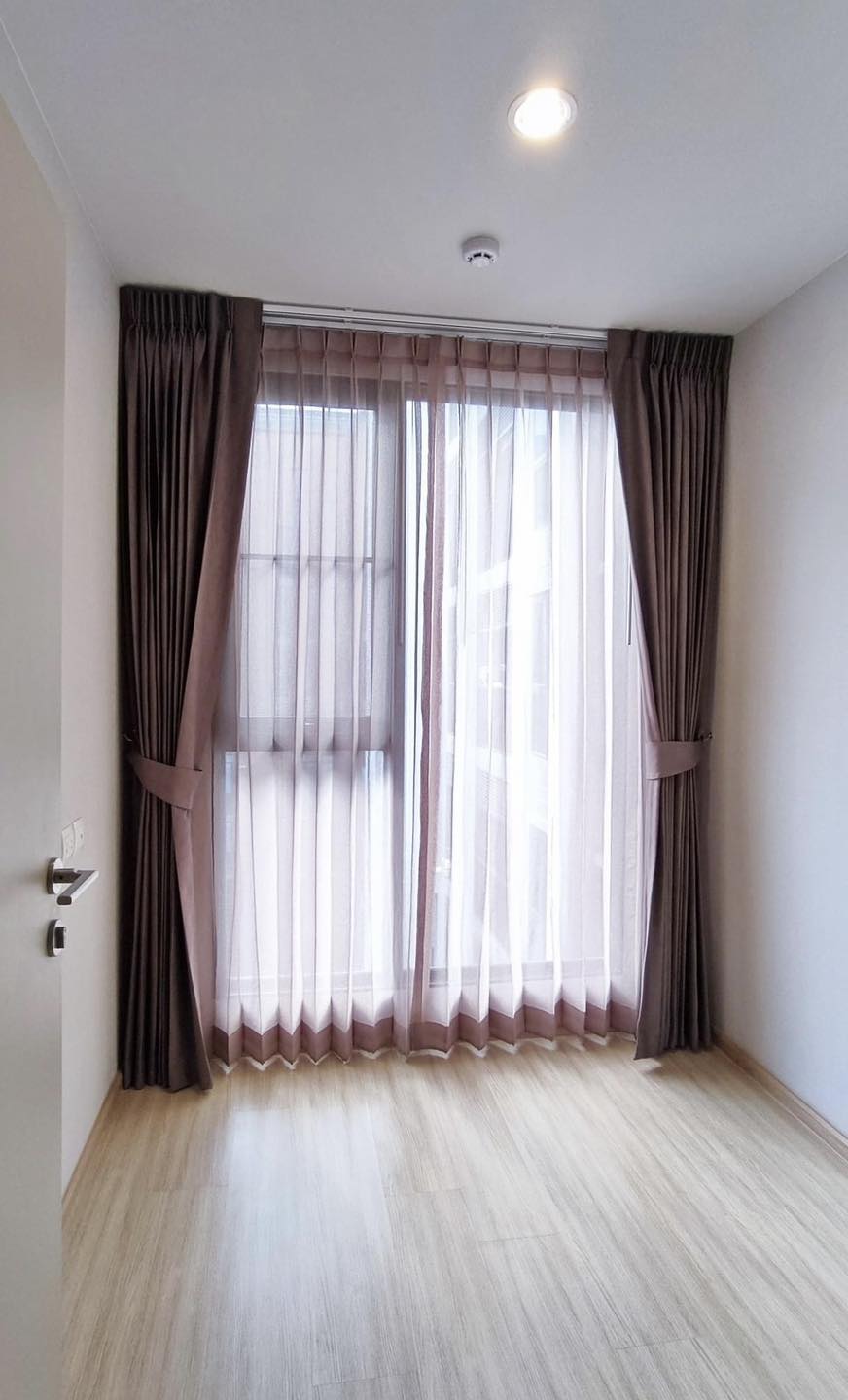 ให้เช่า เดอะ ไพรเวซี่ ท่าพระ อินเตอร์เชนจ์ 36 ตร.ม 1 ห้องนอน ราคา 16,500 บาท/เดือน