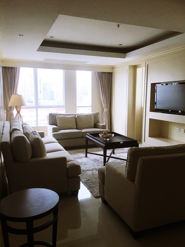 ขายคอนโด เดอะ โอเลียนเดอร์ พื้นที่ 170 ตร.ม. 3 ห้องนอน ขาย 22 ล้านบาท