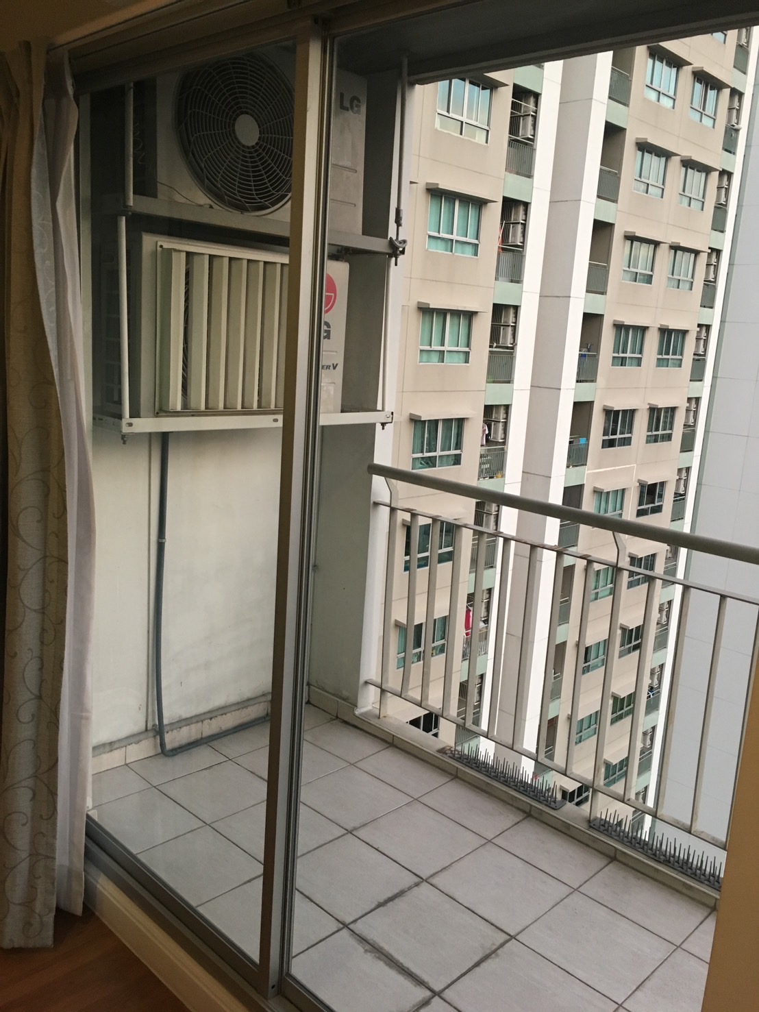 ให้เช่าคอนโด ลุมพินี เพลส พระราม 9 พื้นที่ 70 ตร.ม. 2 ห้องนอน เช่า 26,000 บ/ด