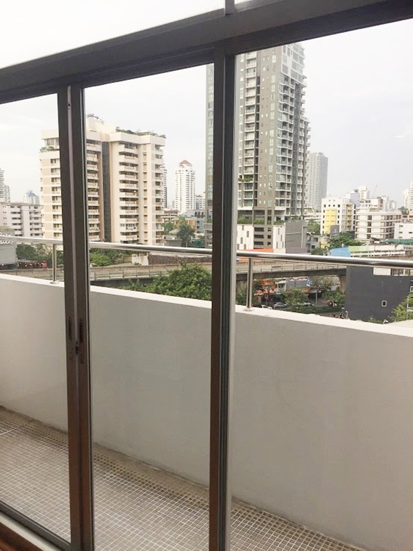 ให้เช่าคอนโด เดอะ แคปิตอล สุขุมวิท 30/1 พื้นที่ 92 ตร.ม. 1 ห้องนอน เช่า 32,000 บ/ด