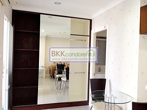 ให้เช่าคอนโด ลุมพินี เพลส พระราม 9 ตึก A ชั้น 9 พื้นที่ 37 ตรม. 1 ห้องนอน