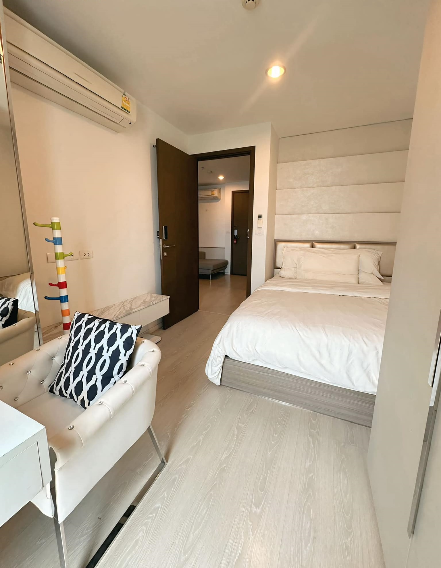 ให้เช่าคอนโด ริธึ่ม สาทร - นราธิวาส พื้นที่ 35 ตรม. 1 ห้องนอน ราคาเช่า 23,000 /เดือน