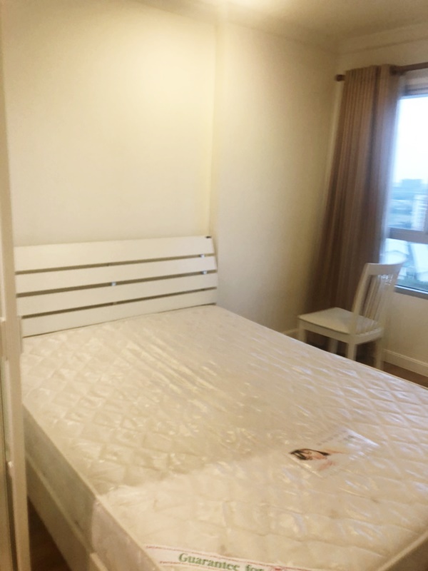 ให้เช่าคอนโด ลุมพินี เพลส พระราม 9 พื้นที่ 35 ตร.ม. 1 ห้องนอน เช่า 13,500 บ/ด