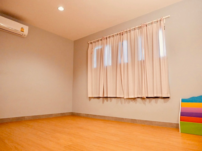 ให้เช่าบ้านเดี่ยว 2 ชั้น ย่านภาษีเจริญ พื้นที่ 54 ตรว. 4 ห้องนอน เช่า 50,000 บ/ด