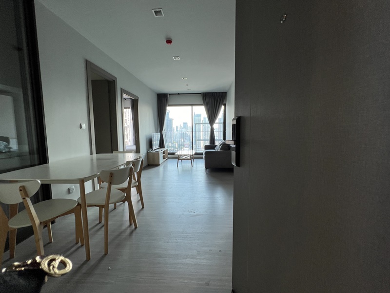 ให้เช่าคอนโด ไลฟ์ อโศก - พระราม 9 พื้นที่ 59 ตร.ม. 2 ห้องนอน เช่า 35,000 บ/ด