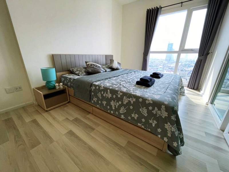 ให้เช่าคอนโด เดอะคีย์ สาทร-เจริญราษฎร์ พื้นที่ 33 ตร.ม. 1 ห้องนอน เช่า 13,000 บ/ด