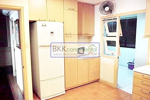 ขายคอนโด ริเวอร์ไรน์ เพลส ตึก B ชั้น 9 พื้นที่ 236 ตรม. 3 ห้องนอน