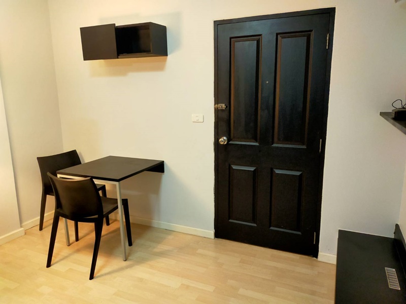 ให้เช่า/ขาย ดีคอนโด รามอินทรา 47 พื้นที่ 30 ตร.ม. 1 ห้องนอน เช่า 7,000 บ/ด ขาย 1.5 ล้านบาท