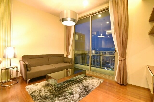 ให้เช่าคอนโด ควอทโทร บาย แสนสิริ พื้นที่ 84 ตร.ม. 2 ห้องนอน ให้เช่า 72,000 บ/ด