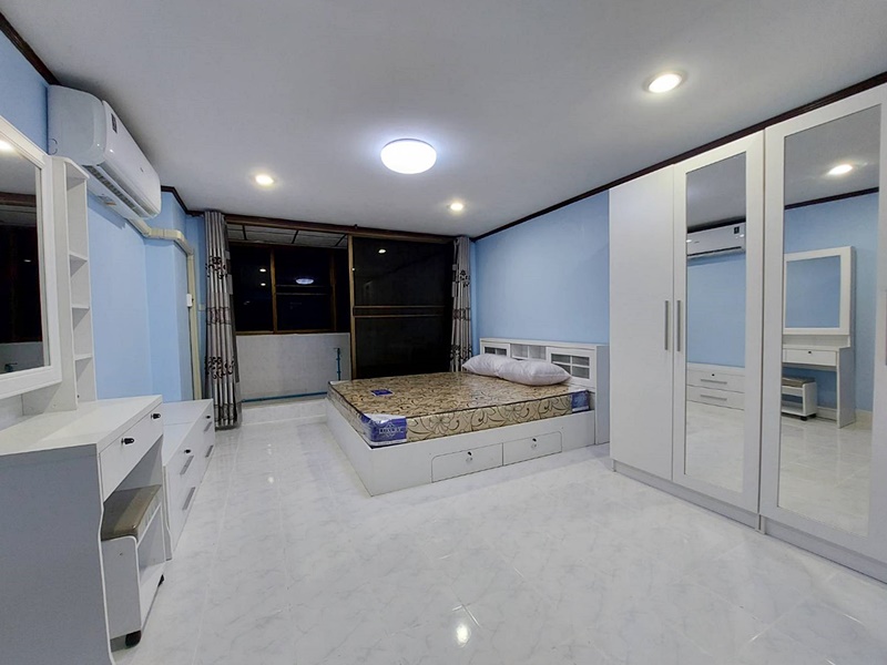 ให้เช่าคอนโด ไดมอนด์ ทาวเวอร์ พื้นที่ 53 ตร.ม. 1 ห้องนอน เช่า 16,000 บ/ด