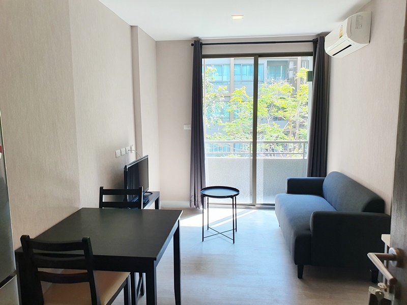 ให้เช่าคอนโด เมโทร ลักซ์ รัชดา พื้นที่ 28 ตร.ม. 1 ห้องนอน เช่า 10,000 บ/ด