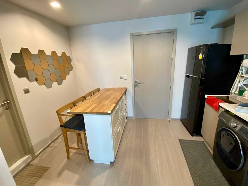 ให้เช่าคอนโด ไลฟ์ ลาดพร้าว พื้นที่ 35 ตร.ม. 1 ห้องนอน เช่า 21,000 บาท/เดือน