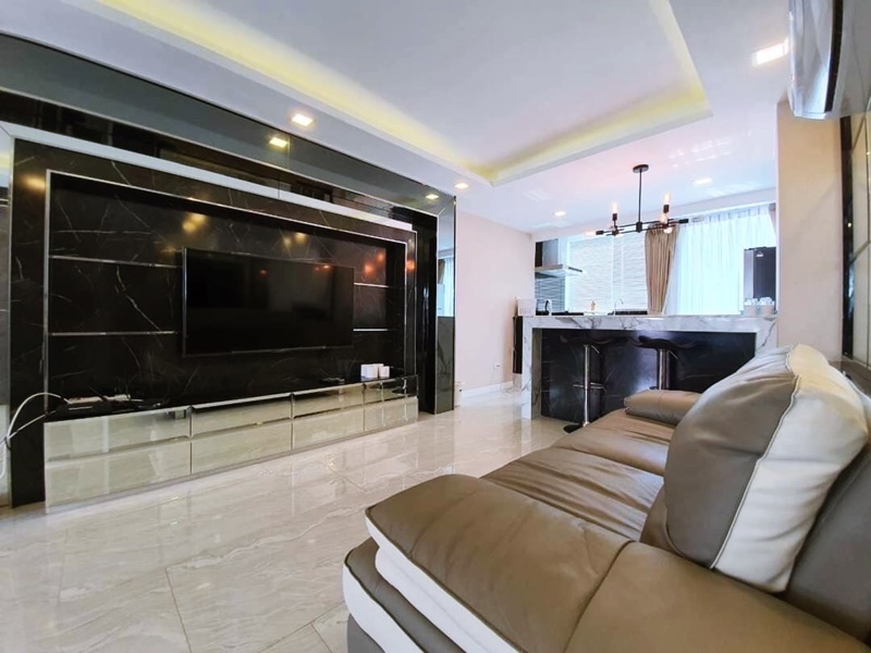 ขายคอนโด สยาม คอนโดมิเนียม พื้นที่ 75 ตร.ม. 2 ห้องนอน ขาย 9 ล้านบาท