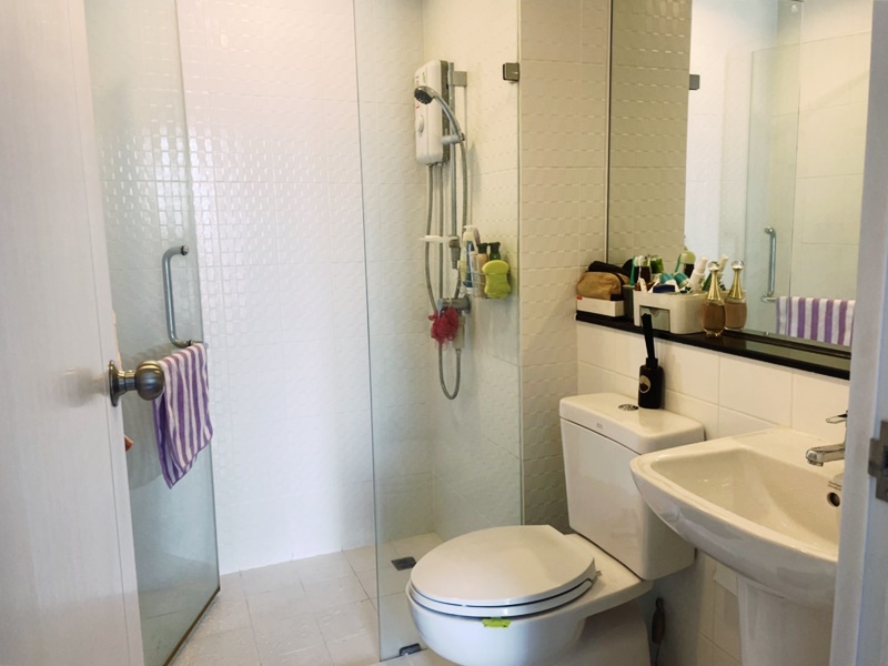 ให้เช่าคอนโด เดอะ ทรี อินเตอร์เชนจ์ พื้นที่ 35 ตร.ม. 1 ห้องนอน เช่า 14,000 บ/ด