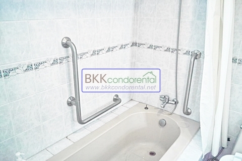 ขายคอนโด ริเวอร์ไรน์ เพลส ตึก B ชั้น 9 พื้นที่ 236 ตรม. 3 ห้องนอน