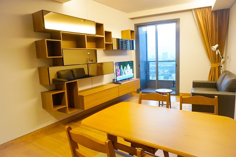 ให้เช่าคอนโด เดอะ ลุมพินี 24 พื้นที่ 55 ตร.ม. 2 ห้องนอน เช่า 50,000 บ/ด