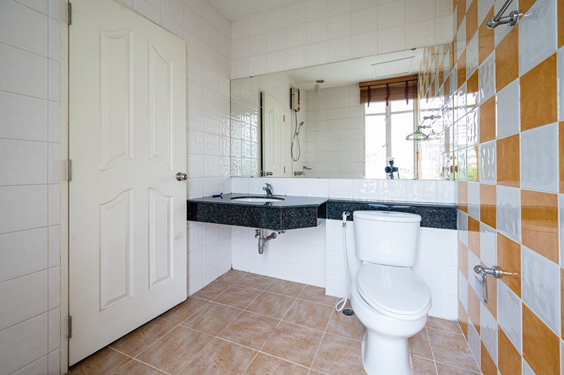 ให้เช่าทาวน์โฮม 4 ชั้น ย่านสุขุมวิท พื้นที่ 30 ตรว. 4 ห้องนอน เช่า 85,000 บ/ด