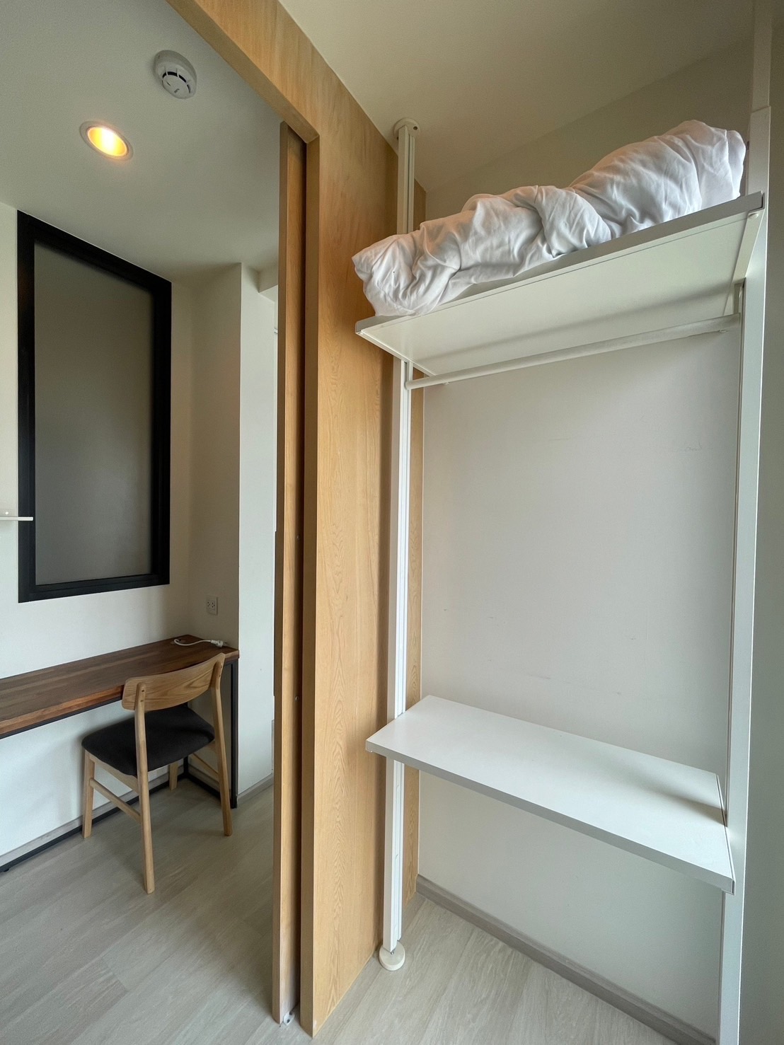 ให้เช่าคอนโดไลฟ์ อโศก พื้นที่ 35 ตร.ม. 1 ห้องนอน เช่า 20,500 บ/ด