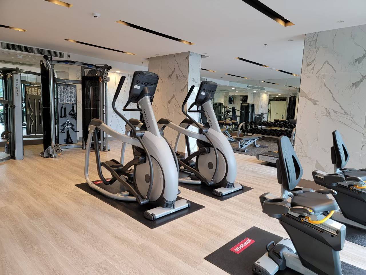 ให้เช่าหรือขายคอนโดศุภาลัย พรีเมียร์ เจริญนคร 1 ห้องนอน 50 ตรม วิวแม่น้ำ ขาย 6.2 ล้าน เช่า 25,000 บาท