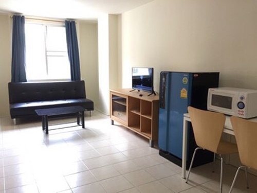 ให้เช่า เดอะ พาร์คแลนด์ บางนา พื้นที่ 38 ตร.ม. สตูดิโอ เช่า 6,500 บ/ด