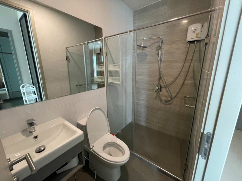 ขาย/ให้เช่า ไนท์บริดจ์ ไพร์ม รัชโยธิน 55 ตร.ม. 2 ห้องนอน. เช่า 38,000 บาท ขาย 11.8 ล้าน