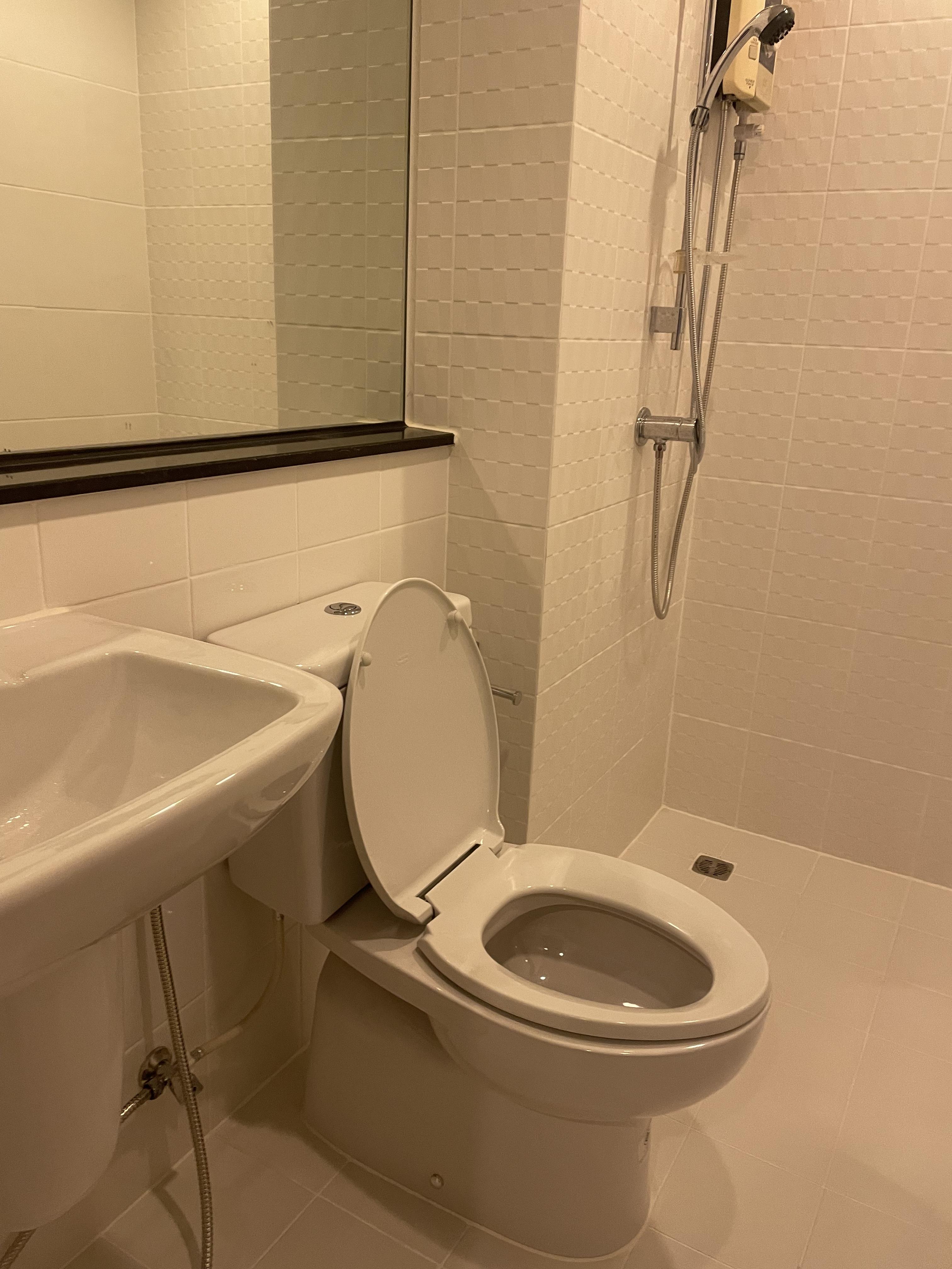 The tree interchange 2 ห้องนอน 2 ห้องน้ำ 64 ตรม