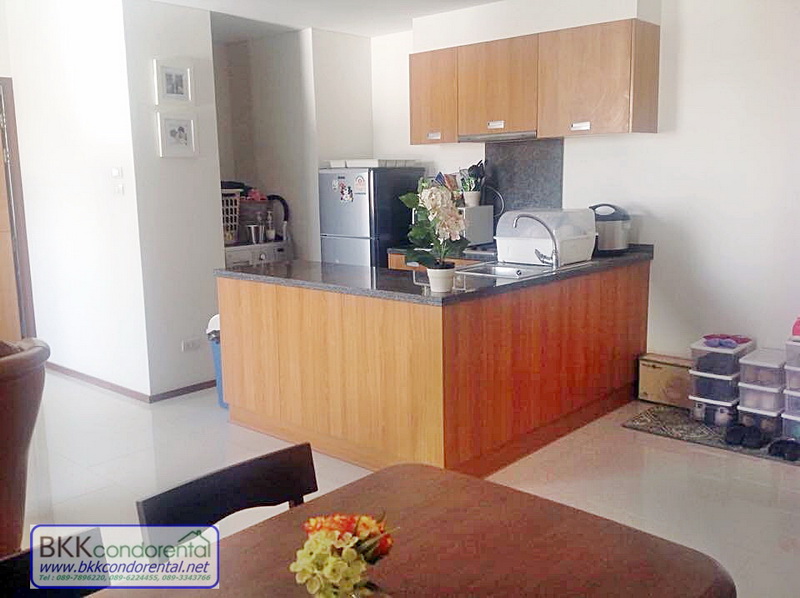 ขายคอนโด คอนโด วิลล่า สาทร ชั้น 4 พื้นที่ 55 ตรม. วิวสวน 1 ห้องนอน ขาย 5.2 ล้านบาท