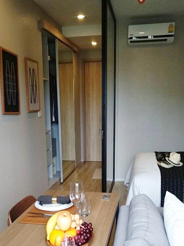 ให้เช่าคอนโด บลอสซั่ม คอนโด สาทร-เจริญราษฎร์ พื้นที่ 30 ตร.ม. 1 ห้องนอน เช่า 14,000 บ/ด