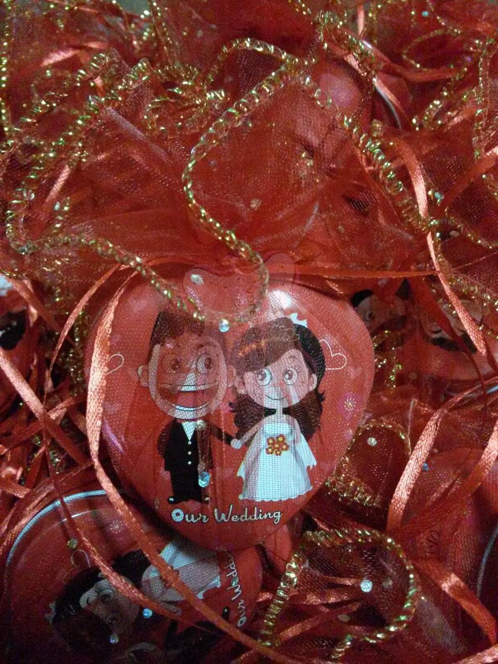 กล่องหัวใจลายบ่าวสาวแพคถุงผ้า