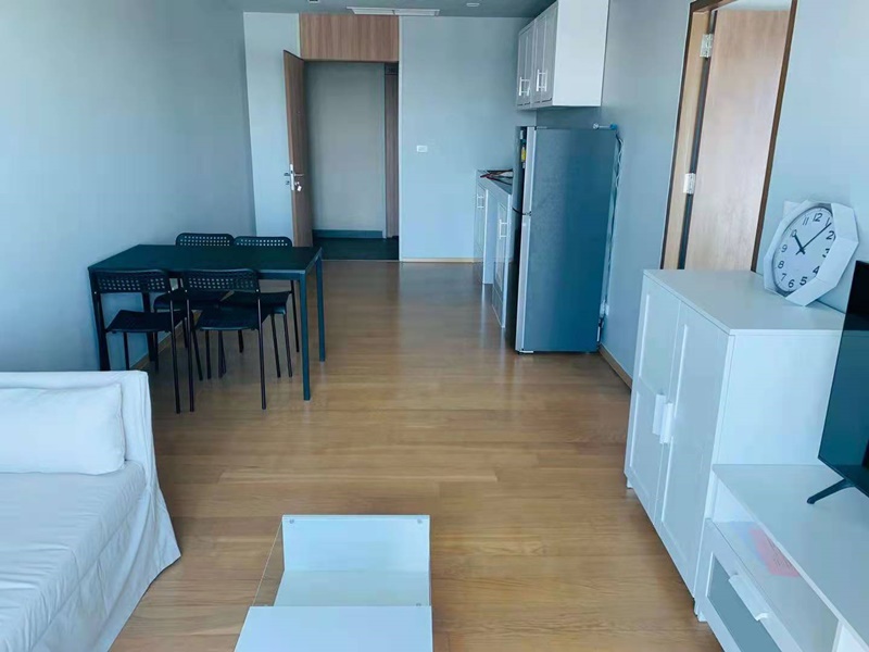 ให้เช่าคอนโด โนเบิล รีเวนต์ พื้นที่ 49.5 ตรม. 1 ห้องนอน เช่า 20,000 บาท/เดือน