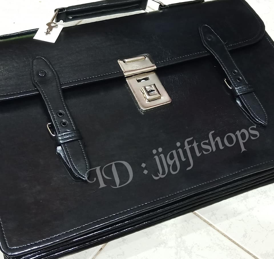 กระเป๋า นักเรียน แบบถือ หนังดำ คุณภาพดี 3 ช่อง (ไม่มีซิบ) + 2 ช่อง (ซิบ)+ช่องใส่บัตร