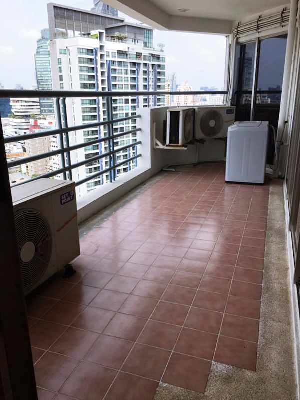 ให้เช่าคอนโด เดอะ วอเตอร์ฟอร์ด ไดมอนด์ สุขุมวิท 30/1 121 ตรม. 3 ห้องนอน 45,000 บ/ด