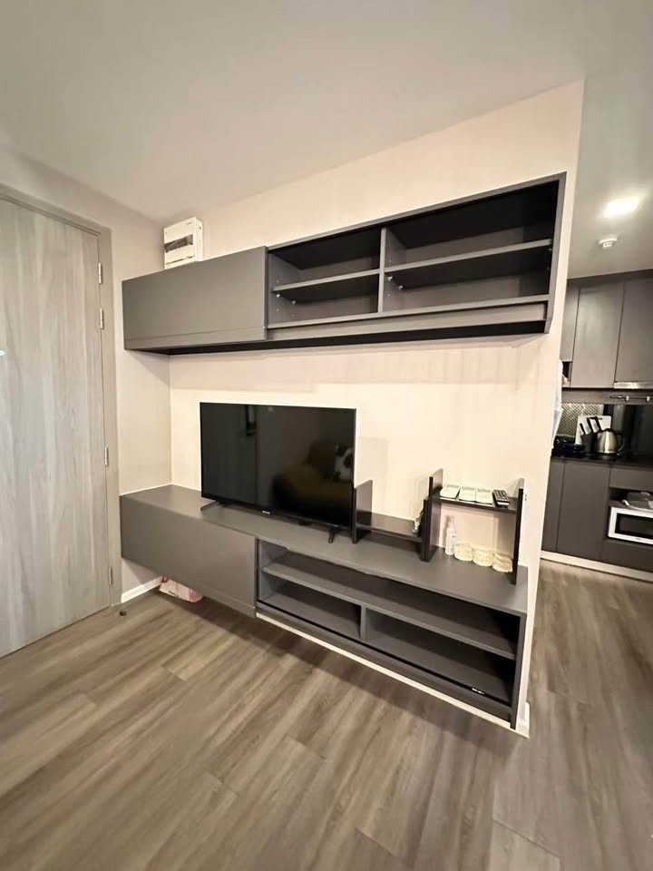 TD-M5.4 ให้เช่า น็อตติ้ง ฮิลล์ จตุจักร อินเตอร์เชนจ์ 35 ตรม. 1 ห้องนอน plus เช่า 16,000 /เดือน