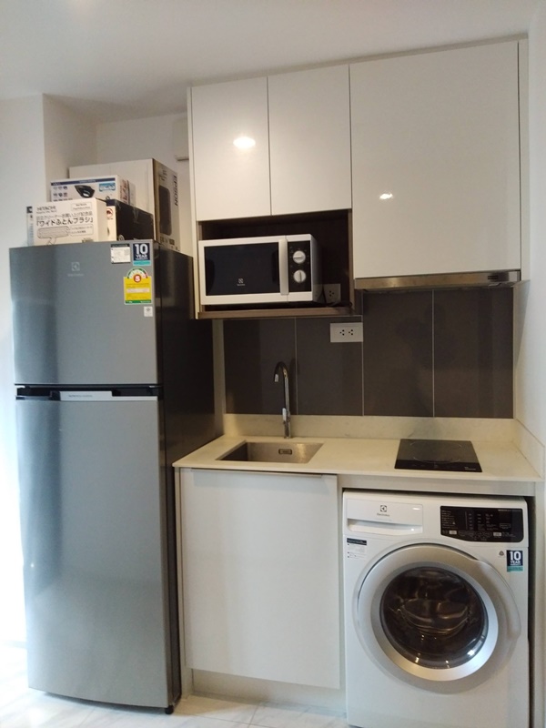 ให้เช่าคอนโด ไอดีโอ โมบิ อโศก พื้นที่ 28 ตร.ม. สตูดิโอ เช่า 14,000 บ/ด