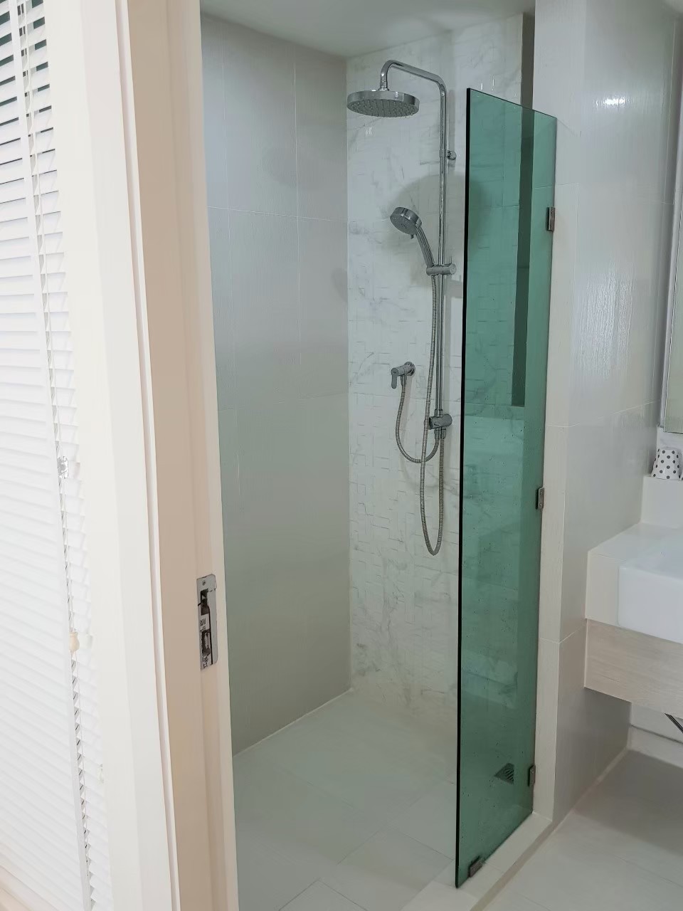 ขายคอนโด เซเว่น ซี รีสอร์ท จอมเทียน พื้นที่ 36 ตร.ม. 1 ห้องนอน ขาย 2 ล้านบาท