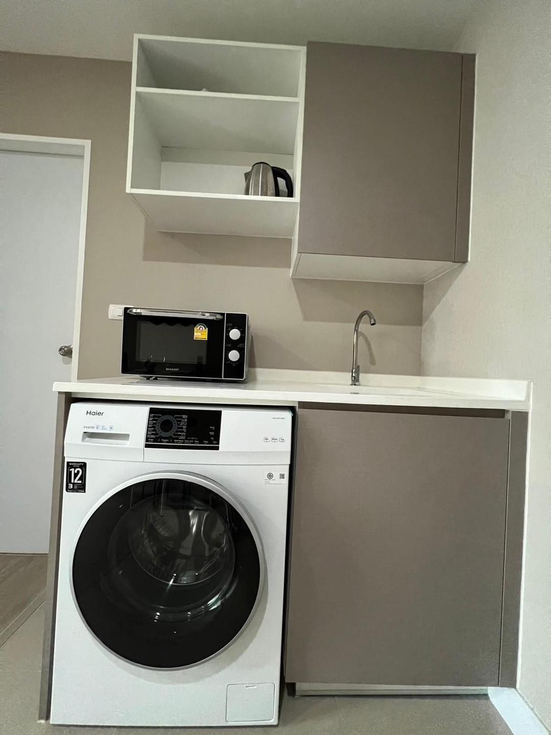 ให้เช่า เมโทร ลักซ์ รัชดา 36 ตร.ม 1 ห้องนอน ราคา 17,000 บาท/เดือน