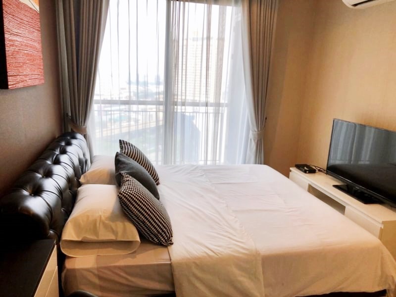 ขายคอนโด ริทึ่ม สุขุมวิท 42 พื้นที่ 45 ตร.ม. 1 ห้องนอน ขาย 8.2 ล้านบาท