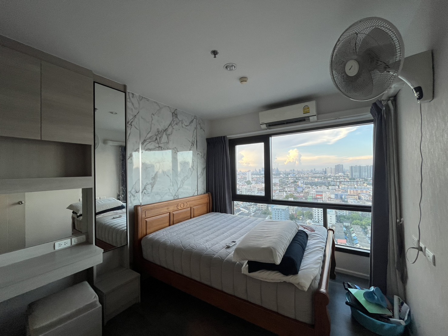 ให้เช่าคอนโด เดอะ สเตจ เตาปูน อินเตอร์เชนจ์ พื้นที่ 35 ตร.ม. 1 ห้องนอน เช่า 12,200 บ/ด