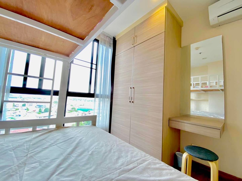 ให้เช่าคอนโด เดอะ ทรี อินเตอร์เชนจ์ พื้นที่ 60 ตร.ม. 2 ห้องนอน เช่า 20,000 บ/ด