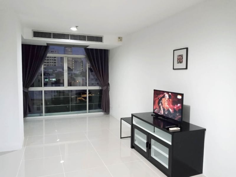 ให้เช่าคอนโด เดอะ แคปิตอล สุขุมวิท 30/1 พื้นที่ 90 ตร.ม. 1 ห้องนอน เช่า 33,000 บ/ด